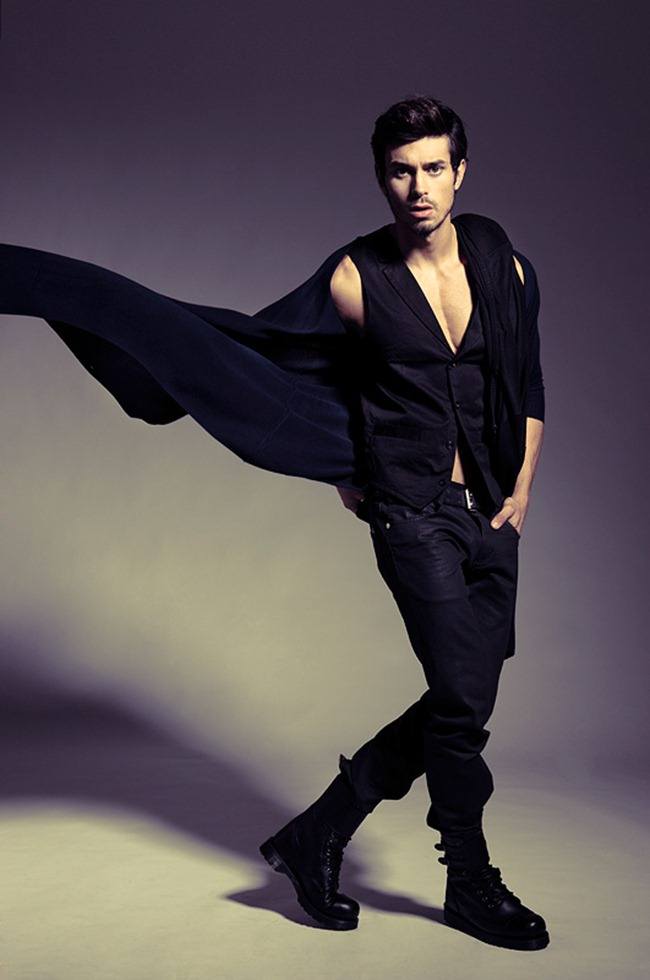 FASHION PHOTOGRAPHY: IGOR AUGUSTO BY PHOTOGRAPHER CLEMENS BEDNAR