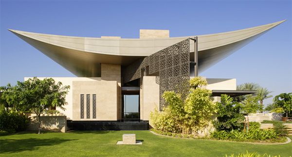 Super Luxury Home in the UAE - a desert paradise on Earth