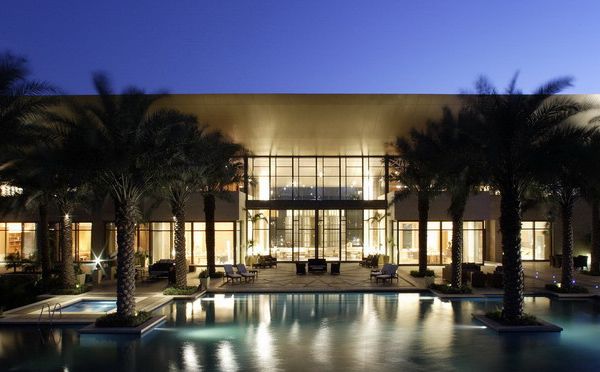 Super Luxury Home in the UAE - a desert paradise on Earth