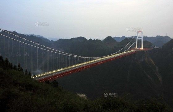 จีนเปิดสะพานแขวน ที่ยาวและสูงที่สุดในโลก