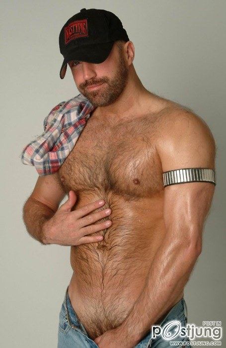 HOT + SEXYY