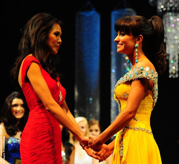 นางงามเชื้อสายลาว คว้ามงกุฏ Miss Minnesota USA 2012