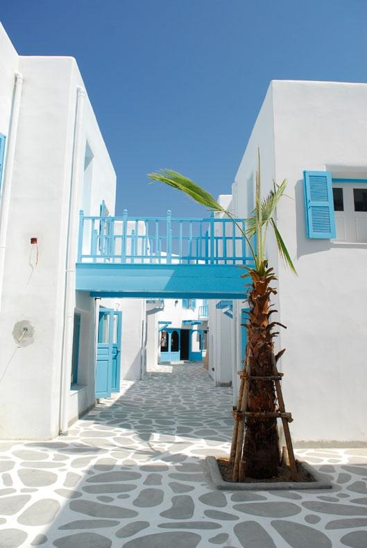 Santorini Park  ซานโตรินี พาร์ค ชะอำ แหล่งช้อปปิ้งรูปแบบใหม่