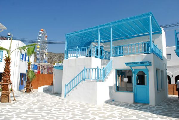 Santorini Park  ซานโตรินี พาร์ค ชะอำ แหล่งช้อปปิ้งรูปแบบใหม่