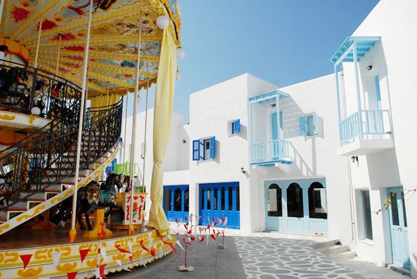 Santorini Park  ซานโตรินี พาร์ค ชะอำ แหล่งช้อปปิ้งรูปแบบใหม่