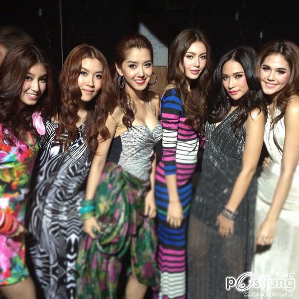 cheer...สวย เริด น่าร๊ากกก อ่ะ ;)))