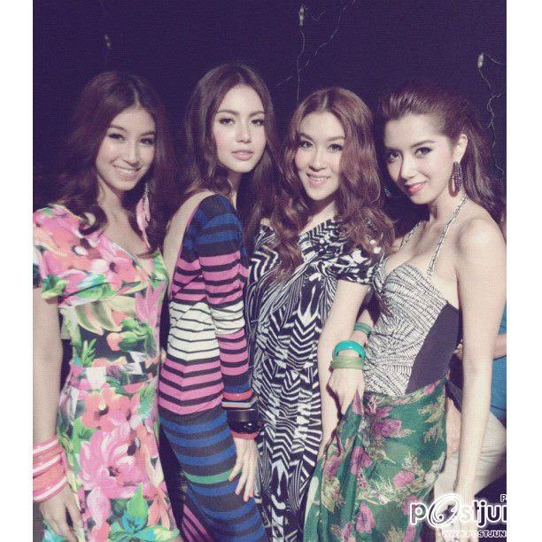 cheer...สวย เริด น่าร๊ากกก อ่ะ ;)))