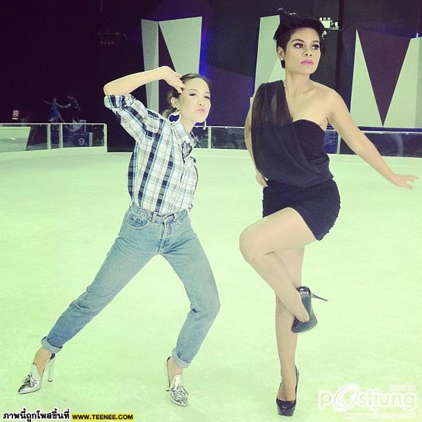 โพสท่าเริ่ดๆกับโอปอล์