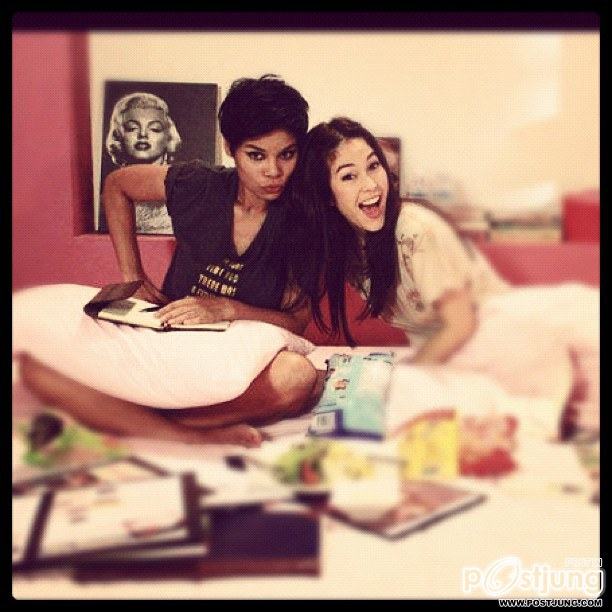 โพสท่าเริ่ดๆกับโอปอล์