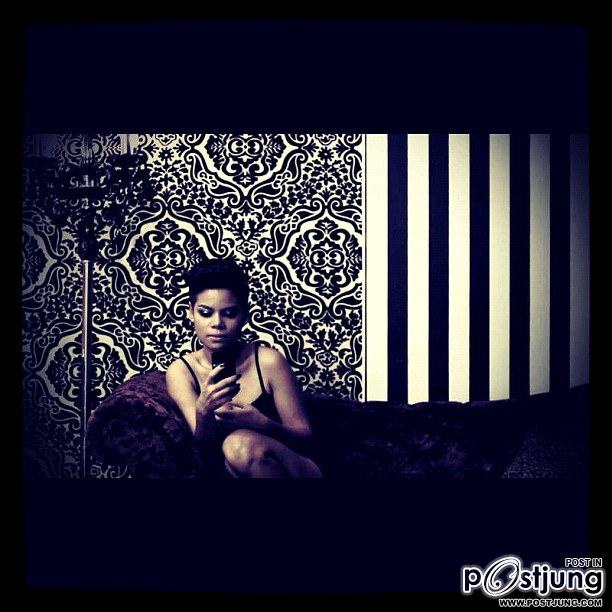 โพสท่าเริ่ดๆกับโอปอล์