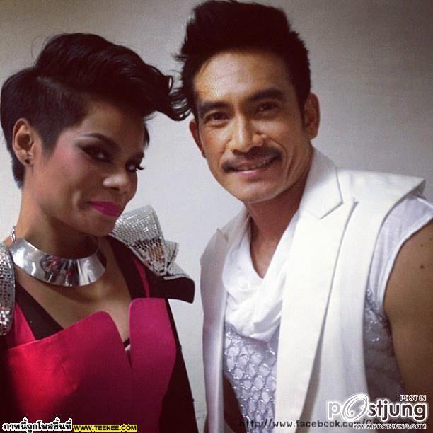 โพสท่าเริ่ดๆกับโอปอล์