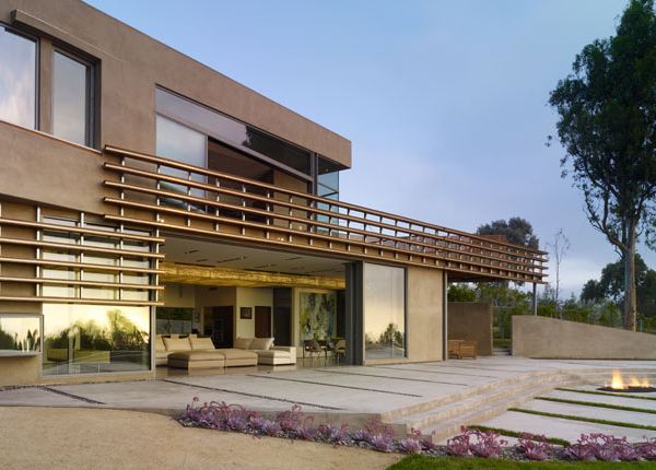 Modern Luxury House in Point Dume, Malibu - breathtaking views, captivating interiors!