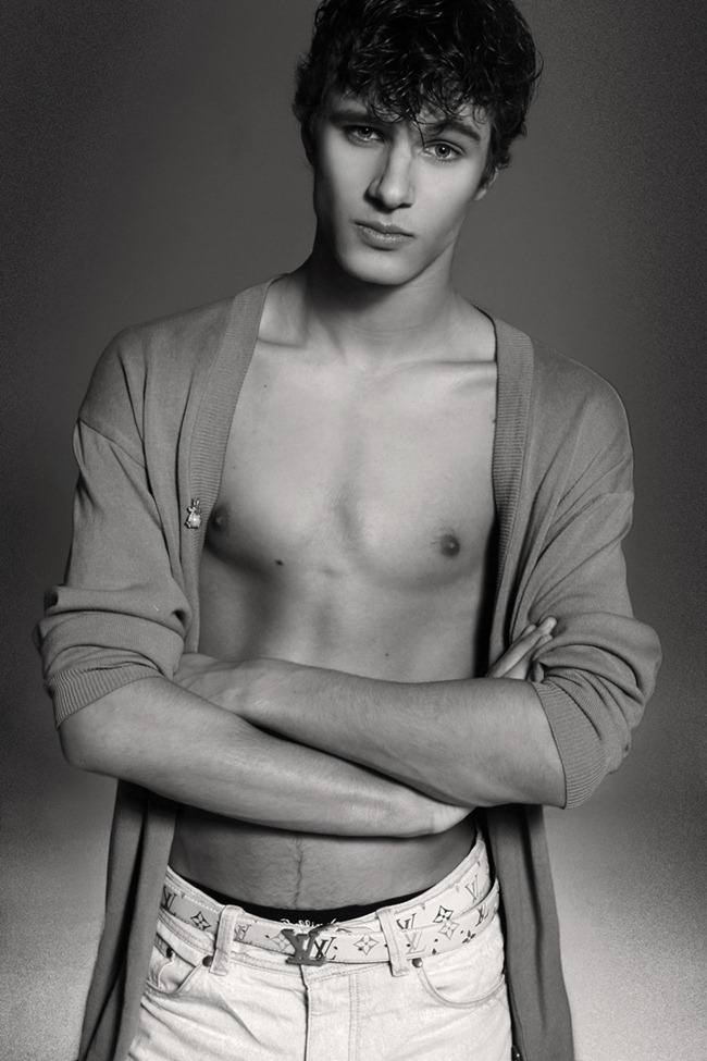 FEATURED MODEL: ŁUKASZ PARTYKA BY PHOTOGRAPHER ROBERT BINDA