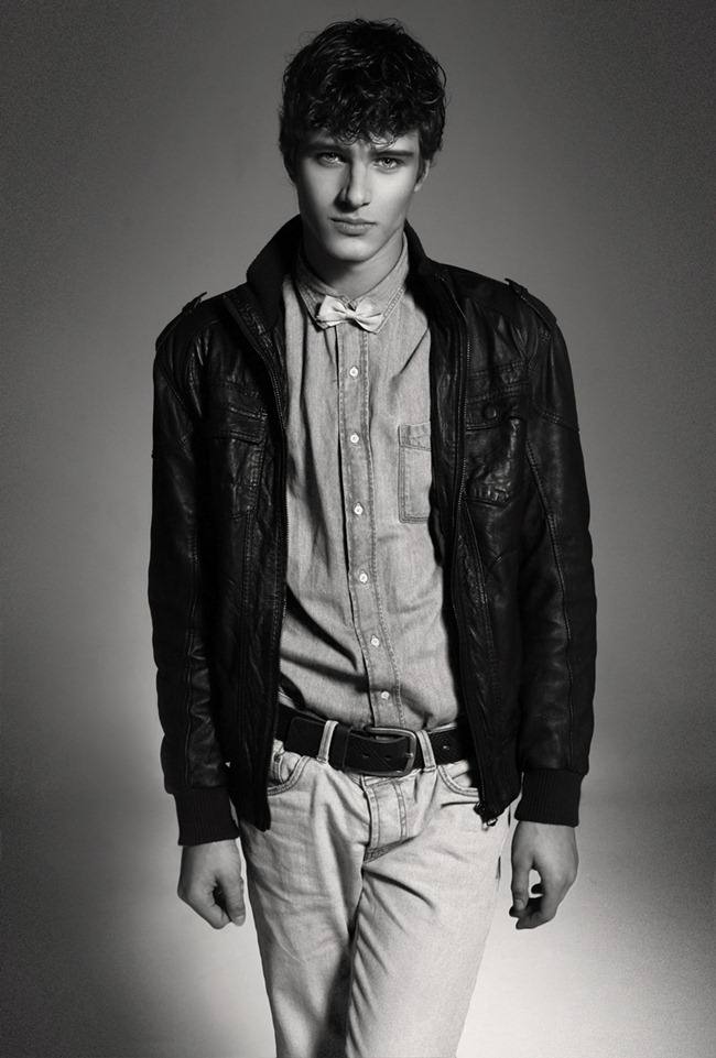 FEATURED MODEL: ŁUKASZ PARTYKA BY PHOTOGRAPHER ROBERT BINDA