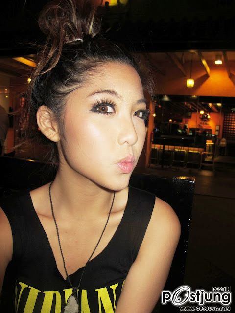 หวายย  เธอไปทำอะไรกับหน้ามารึป่าว  แปลกๆตาไป