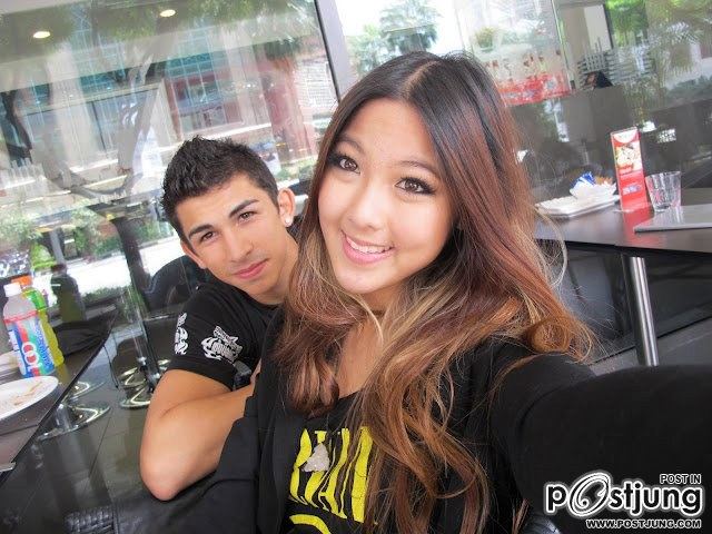 หวายย  เธอไปทำอะไรกับหน้ามารึป่าว  แปลกๆตาไป