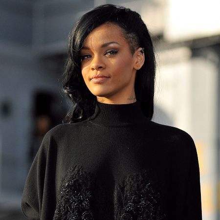 Rihanna มาในมาดเท่ห์กับภาพยนต์เรื่อง BattleShip