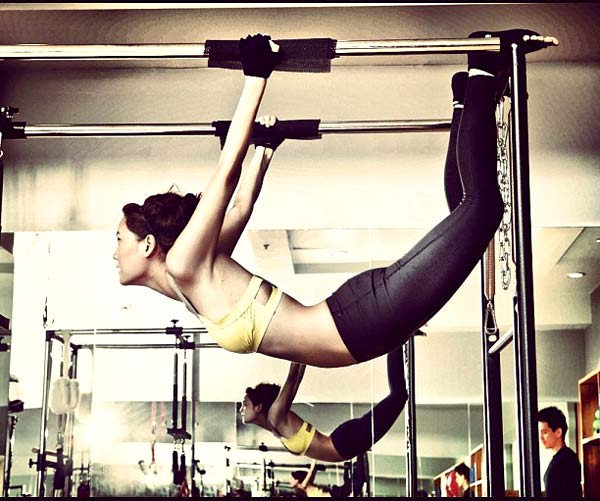 เบื้องหลังซุปตาร์กว่าจะมาสวยหล่อให้เราปลื้ม