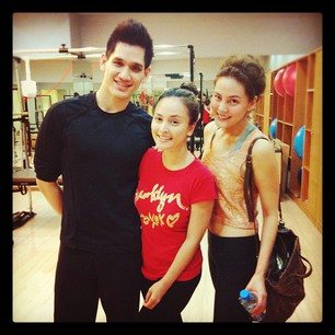 เบื้องหลังซุปตาร์กว่าจะมาสวยหล่อให้เราปลื้ม