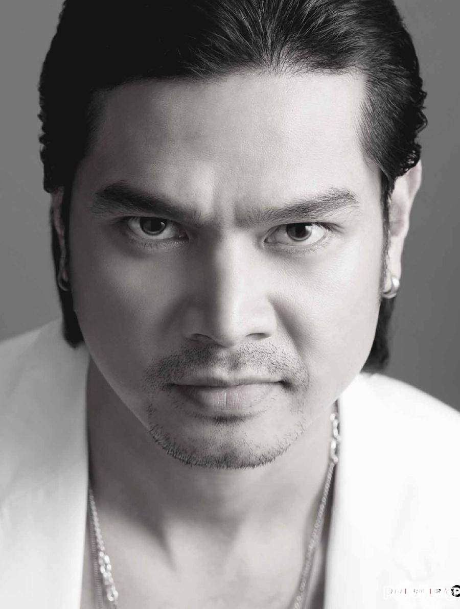 เต๋า-สมชาย เข็มกลัด @ Q magazine issue 8 April 2012