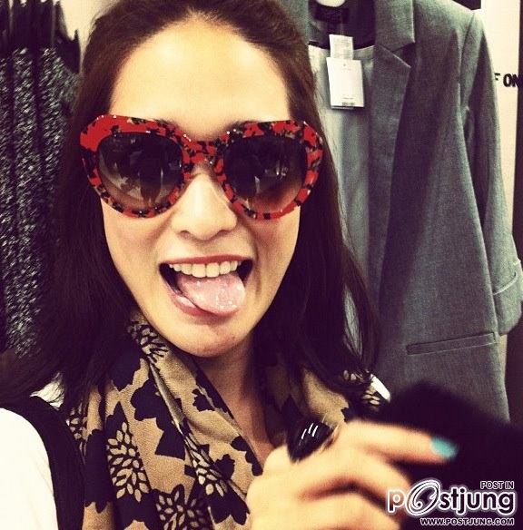 พลอย  เซ็กซี่บาดใจ