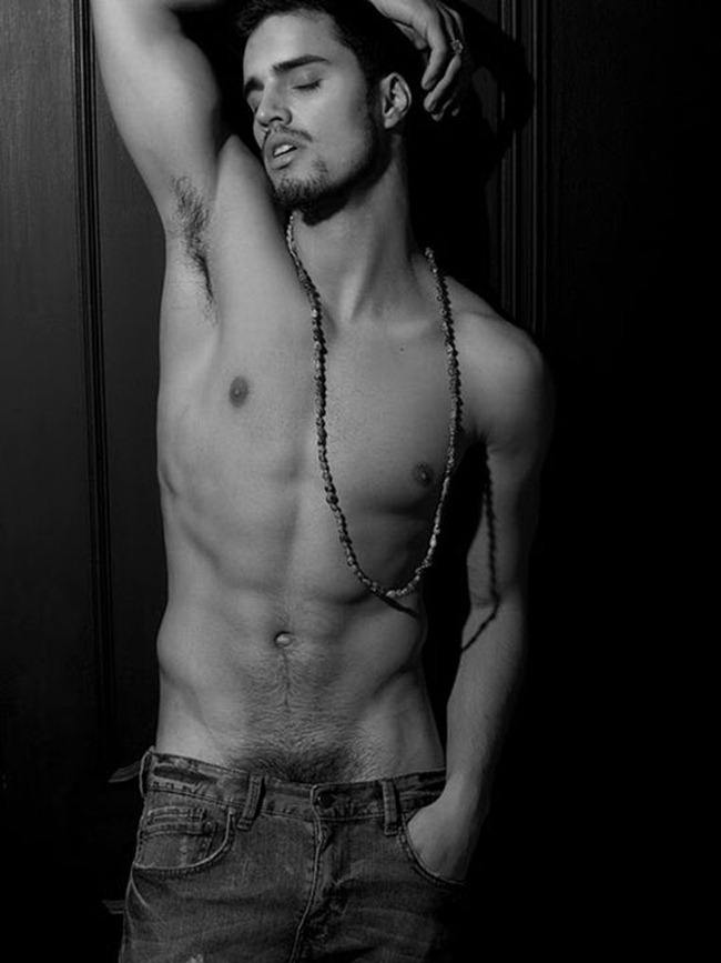 MASCULINE DOSAGE: GIL SOARES BY PHOTOGRAPHER HEIKE HIMMEL