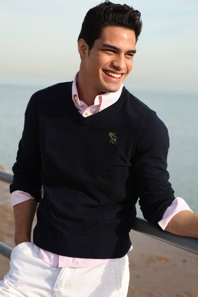 MASCULINE DOSAGE: PAULO GONZALES BY PHOTOGRAPHER MICHAEL DAR