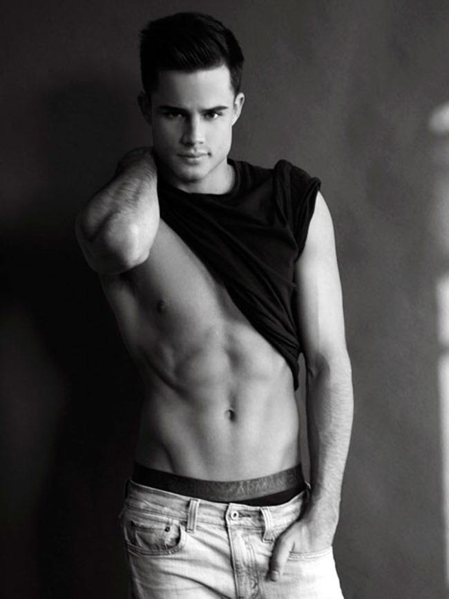 FEATURED MODEL: KENZIE ROTH BY PHOTOGRAPHER SCOTT HOOVER