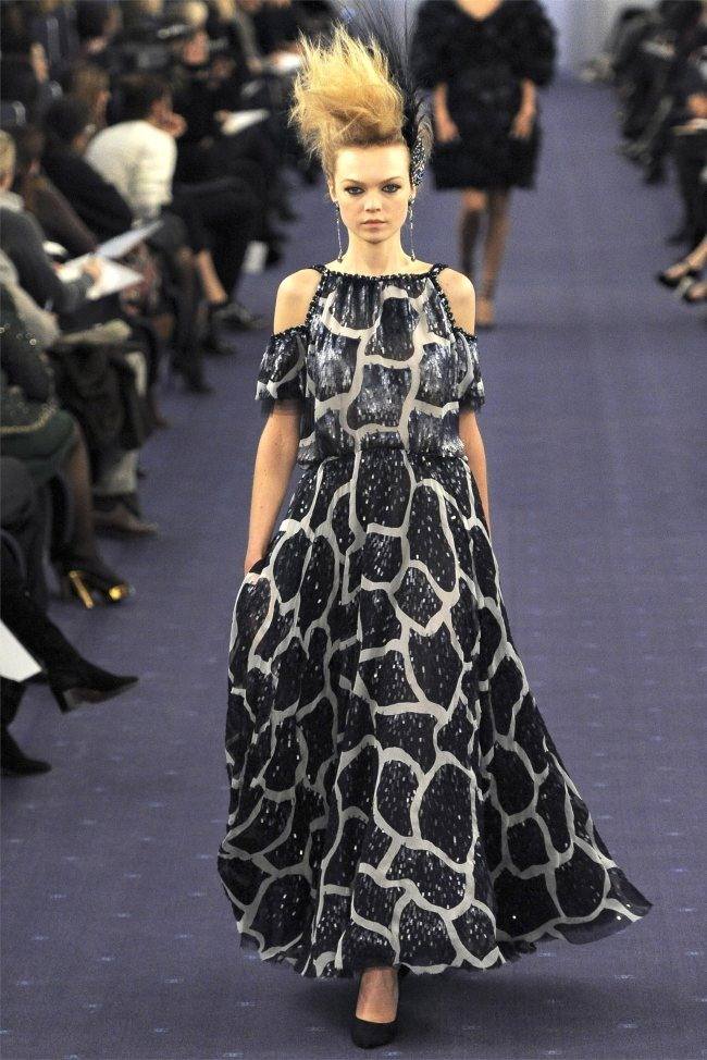 PARIS HAUTE COUTURE: CHANEL SPRING 2012 COUTURE