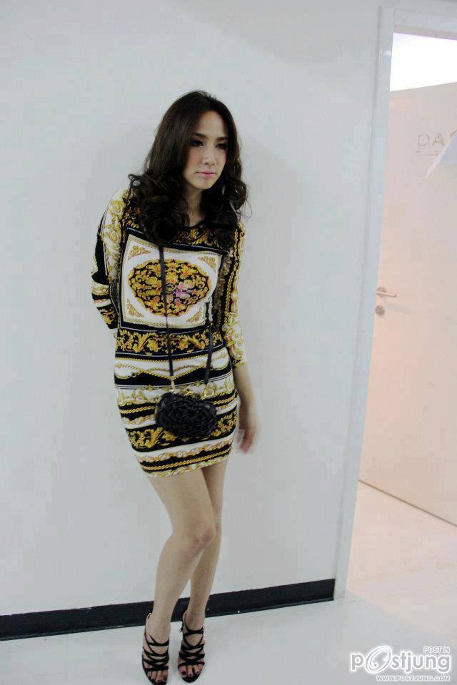 อั้ม  พัชราภา