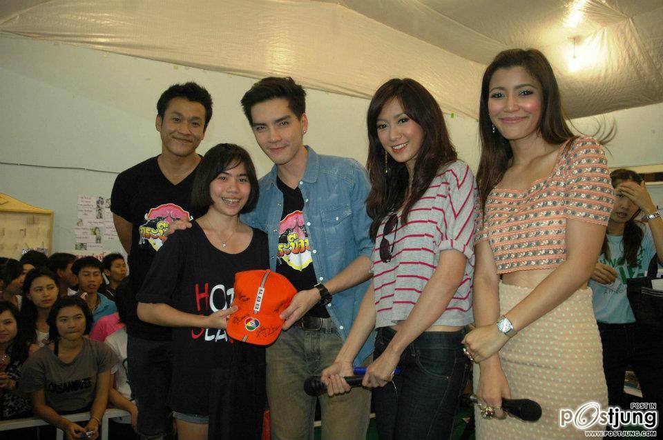 ยุ้ย จีรนันท์งานกาชาดสวยมากๆ