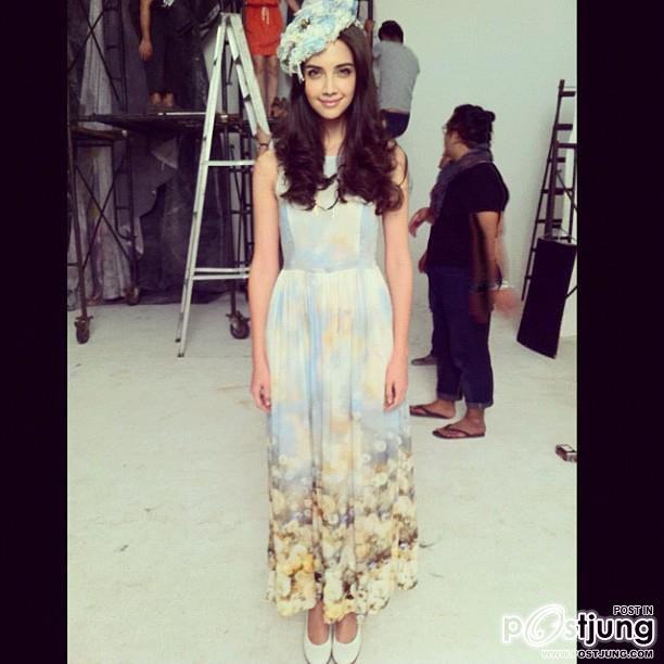 ซาร่า เล็กจ์