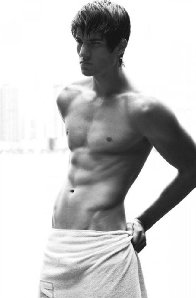 MASCULINE DOSAGE: THE WINDS BLOW FROM THE SOUTH BY PHOTOGRAPHER DIDIO