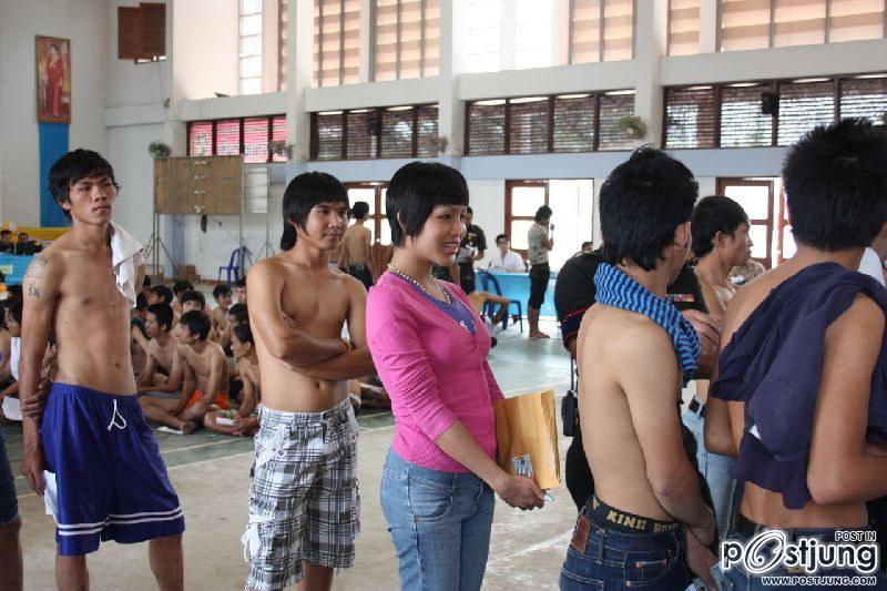 สาวสวยที่ต้องซวยมาเกณฑ์ทหาร