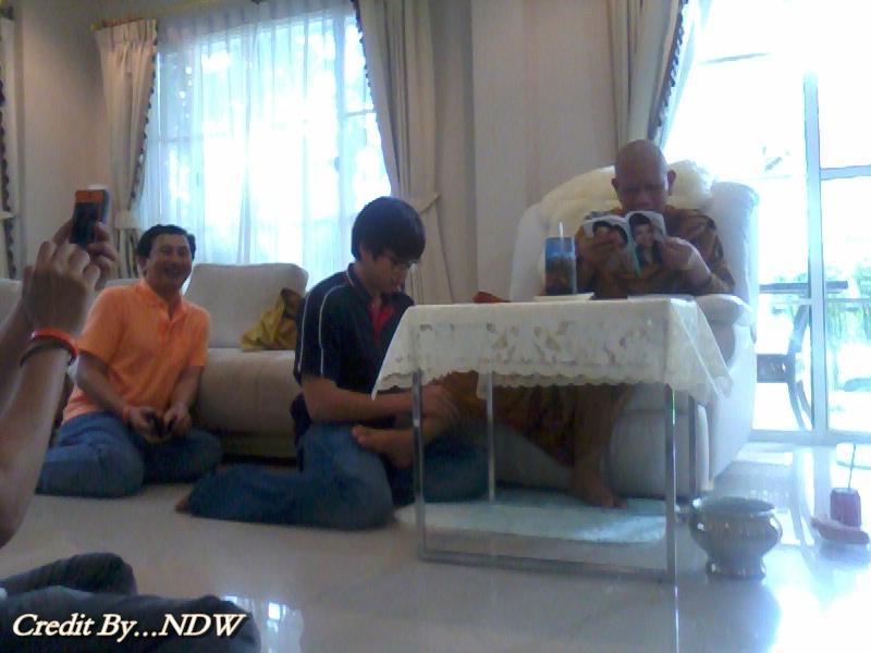 New pic ณเดชน์ ในแบบตัวของตัวเอง
