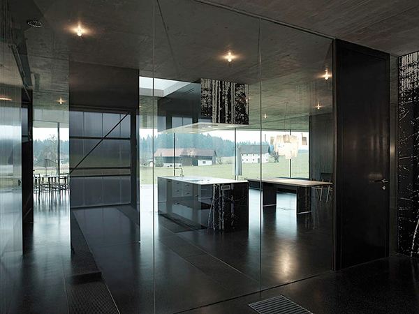 Modern Country House Suitable For Any Landscape