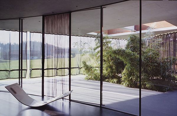 Modern Country House Suitable For Any Landscape