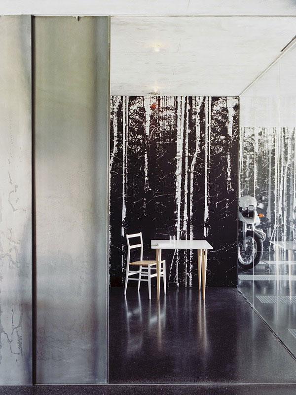 Modern Country House Suitable For Any Landscape