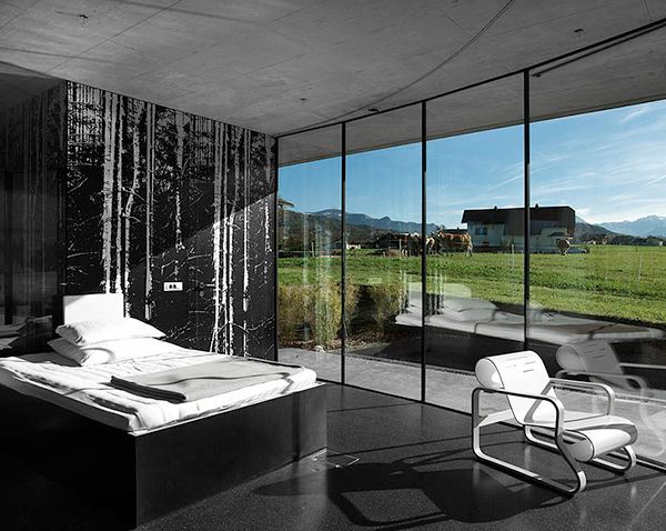 Modern Country House Suitable For Any Landscape