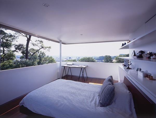 Modern Japan Houses - 360-degree garden access plus a rooftop patio!