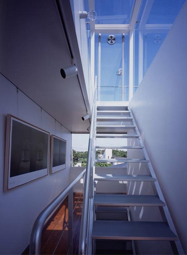 Modern Japan Houses - 360-degree garden access plus a rooftop patio!