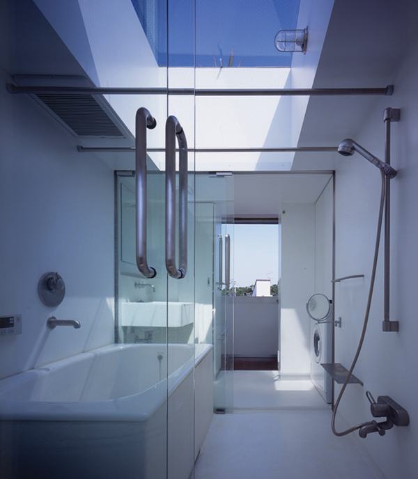 Modern Japan Houses - 360-degree garden access plus a rooftop patio!