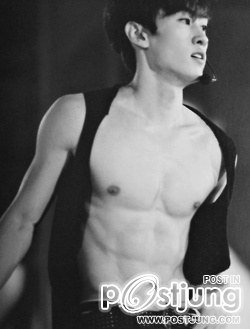 เซ็็็็กซี่ี่ขาว ดำ