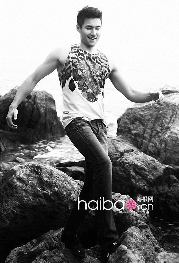 Hu Bing @ Men's Health China April 2012