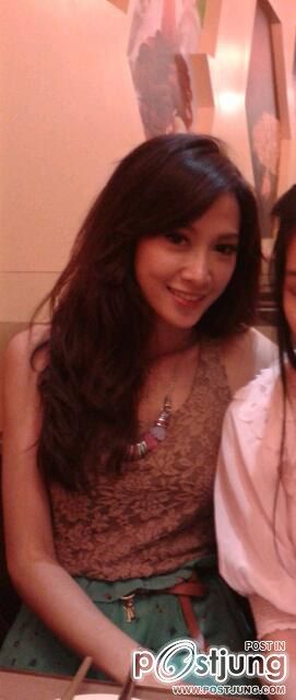 "ยุ้ย จีรนันท์"พาแฟนคลับไปกินข้าวในวันสงกรานต์ น่ารักจริงๆ