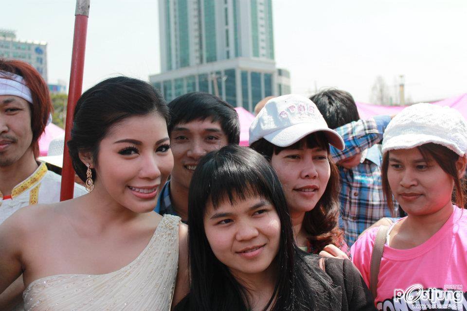 หนูแหวน กับงานสงกรานต์ เกาหลี 2012