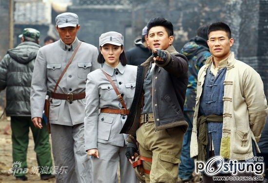 Advance Toward Gunfires 向著炮火前進 (2012)