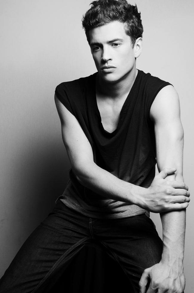 FASHION PHOTOGRAPHY: TIMOTH&Eacute; ECHELARD BY PHOTOGRAPHER MATTHIEU DORTOMB