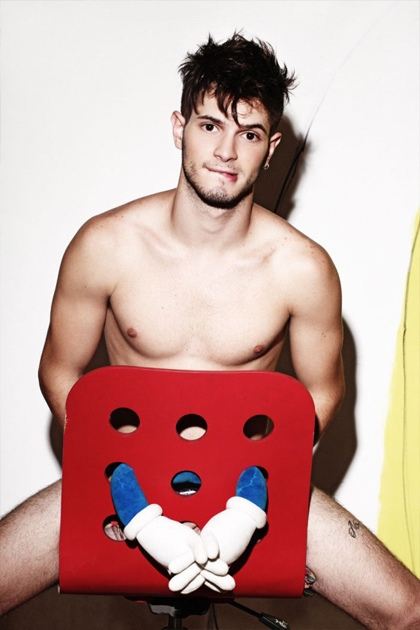 Federico Devito for Revista Junior