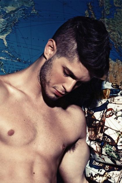 Federico Devito for Revista Junior